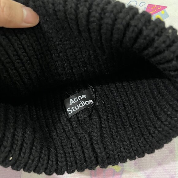 Acne Studios Square Face Knitted Beanie Hat Black - Picture 4 of 5
